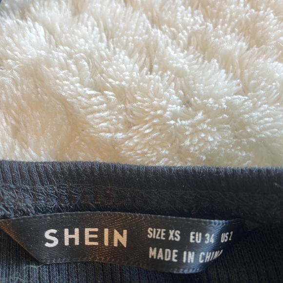 Shein Laced Tank - Picture 2 of 3